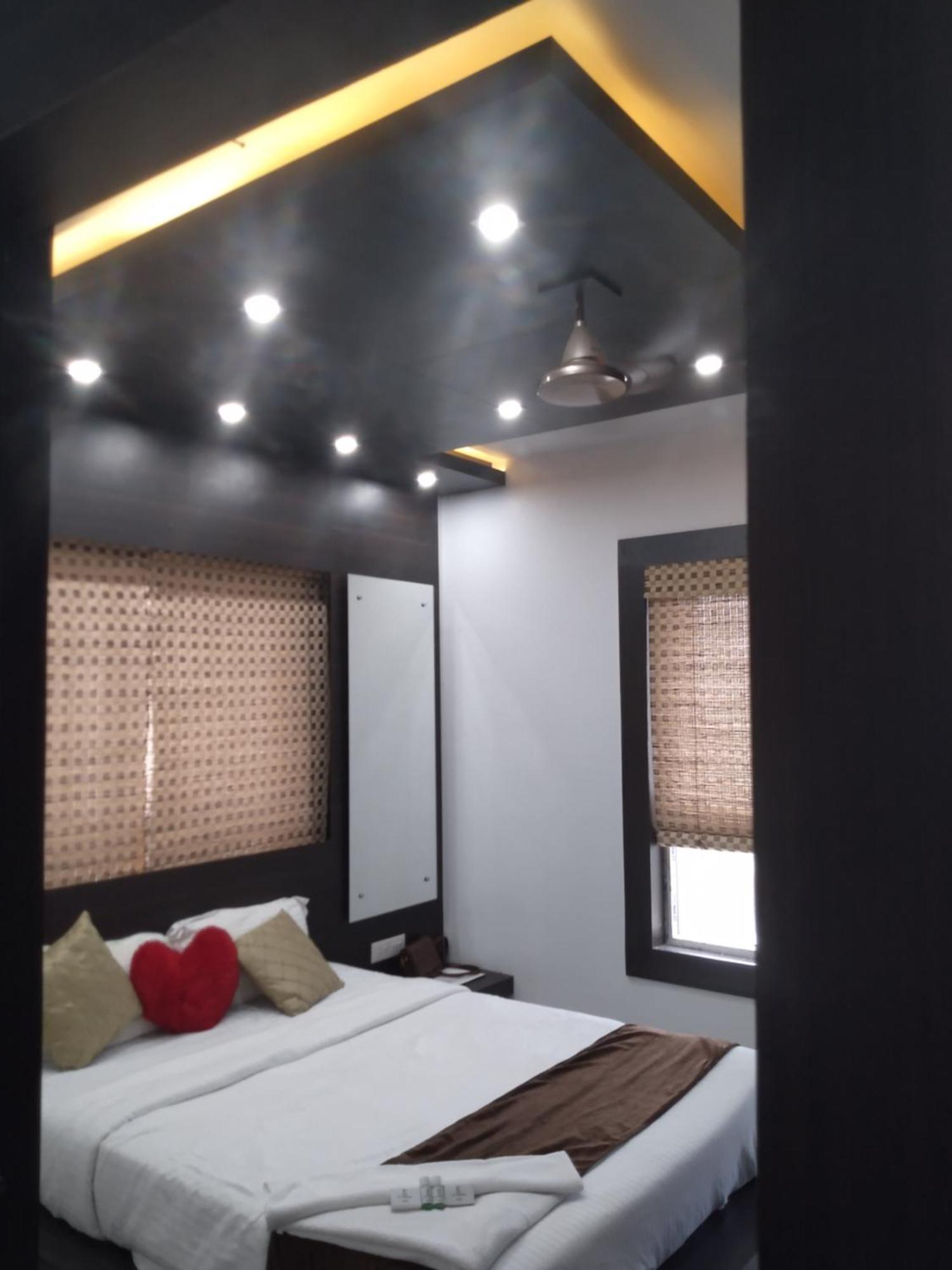 La Platina Premium Suites, Near Puri Sea Beach Zewnętrze zdjęcie