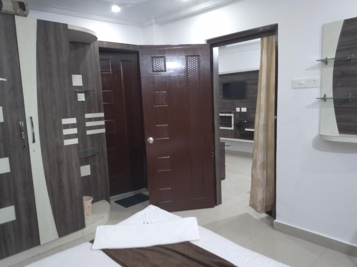 La Platina Premium Suites, Near Puri Sea Beach Zewnętrze zdjęcie